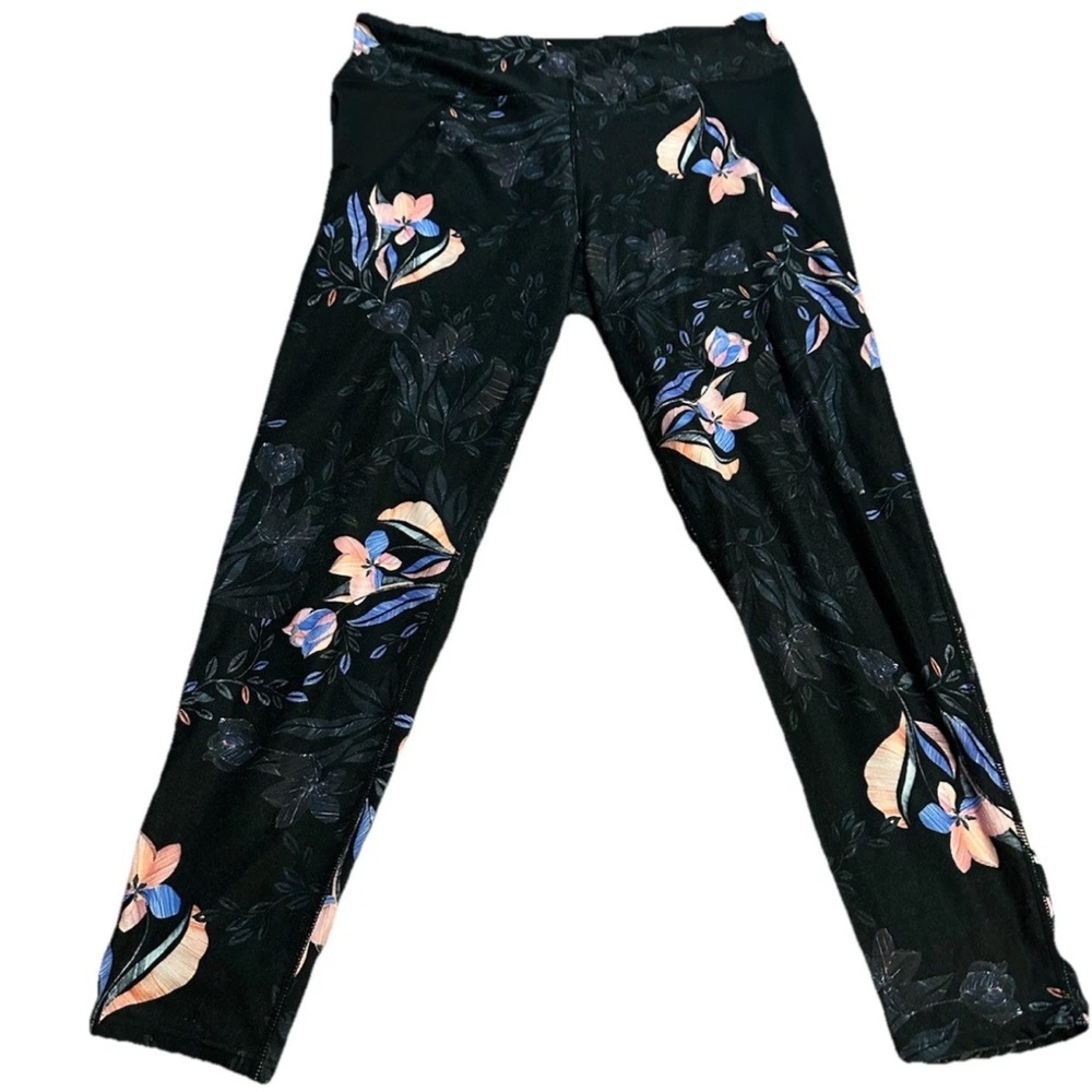 Betsey Johnson Performance Leggings Size Large Black Pink Purple Floral